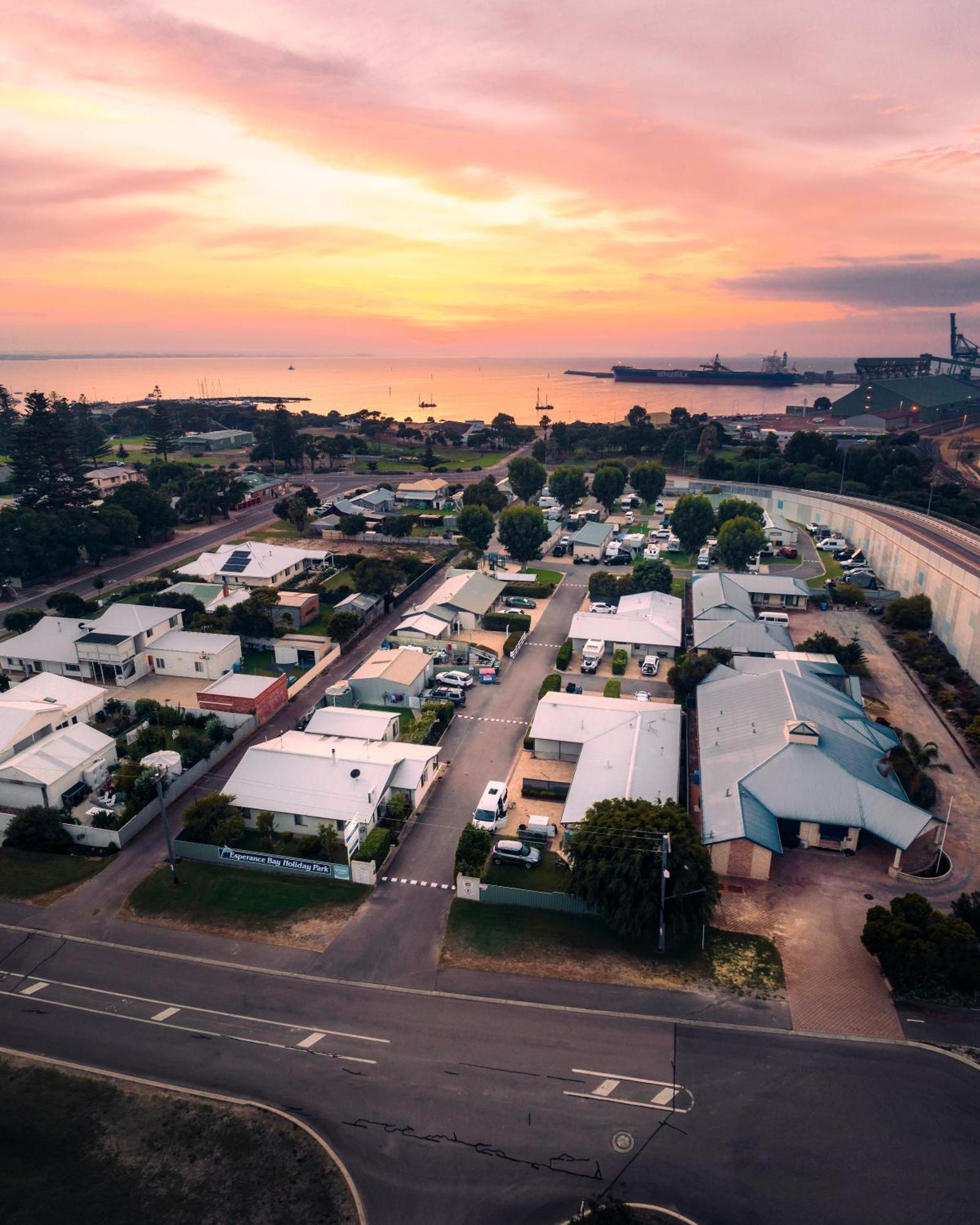 Esperance Bay Holiday Park Экстерьер фото